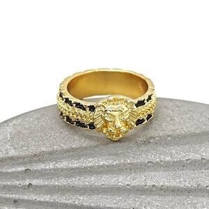 Gold Lion Ring